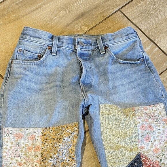 Levi’s 501 150th Anniversary Jeans Patchwork Tag Sz 25x30 Light Wash Straight - Picture 5 of 15